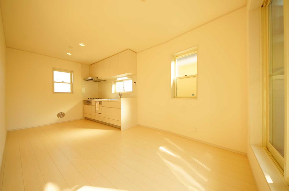 Living. Indoor (11 May 2013) Shooting, Is a good easy to use LDK.