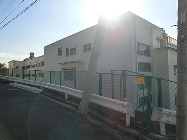 Primary school. Yokohama Municipal Kusaka open up both walks future towards the 532m dream up to elementary school Kusaka elementary school