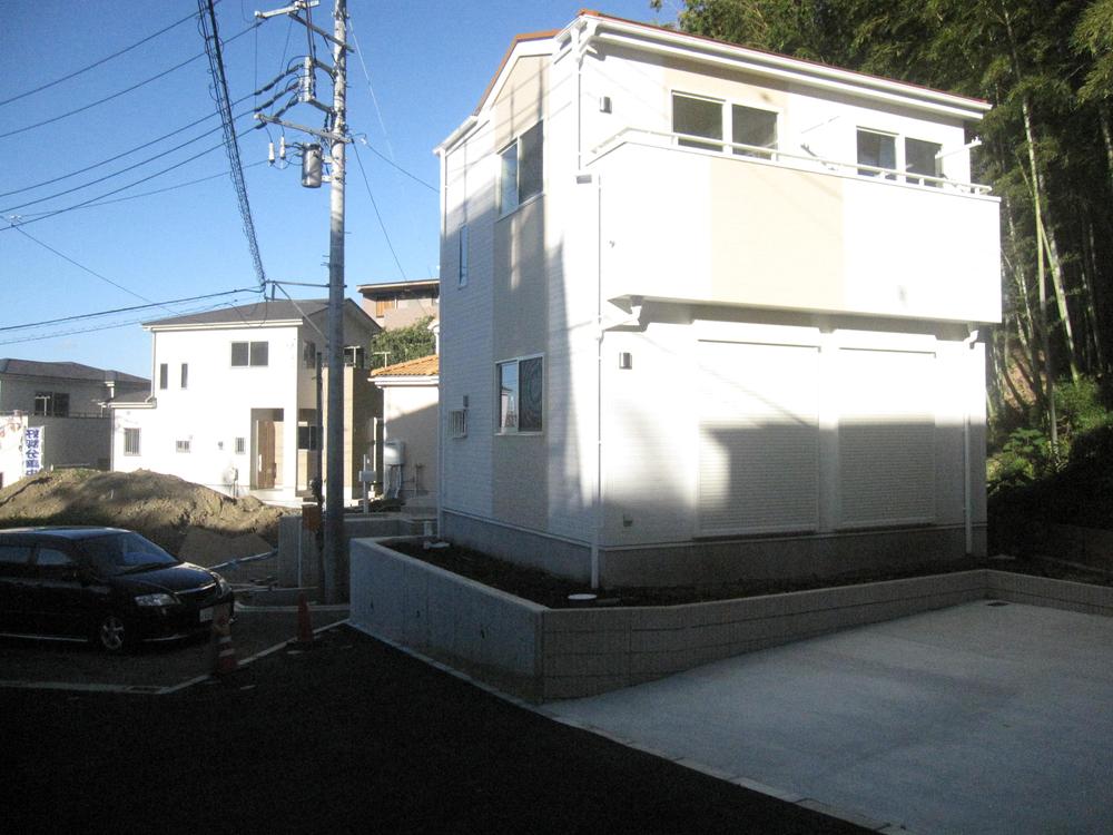 Local appearance photo. Local is 6 Building. (October 2013) Shooting