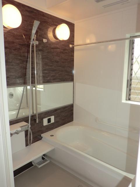 Bathroom. Indoor (July 2013) Shooting