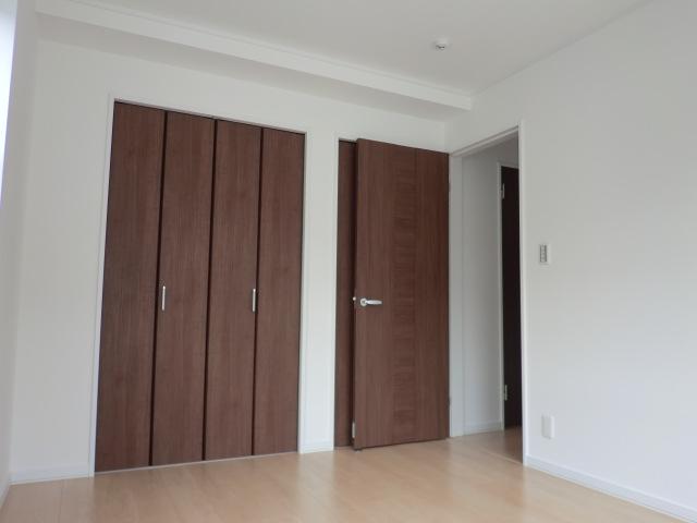 Non-living room. Indoor (July 2013) Shooting