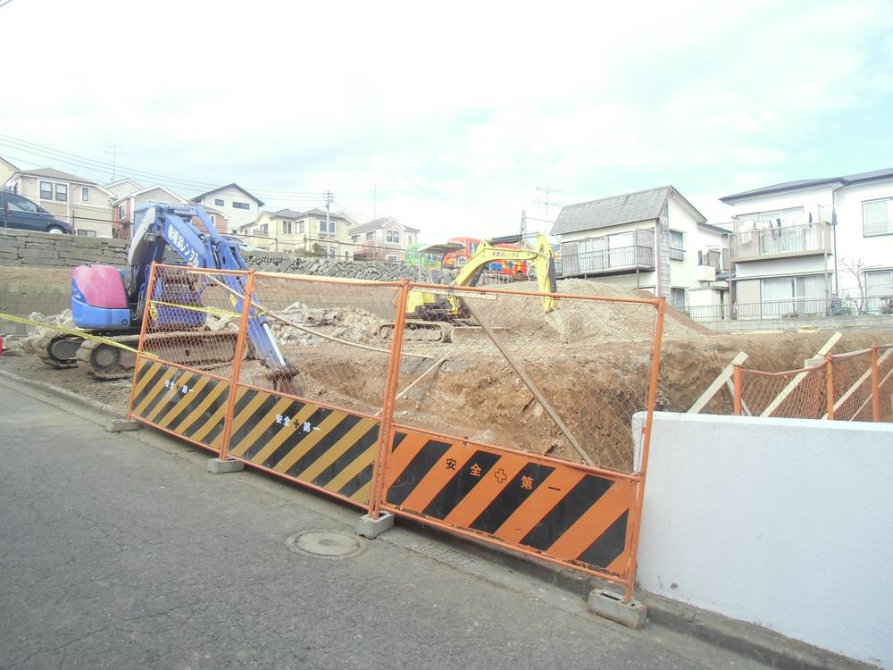 Local land photo. Station 8-minute walk in the quiet residential area ~ Per yang facing the south road is a good local.