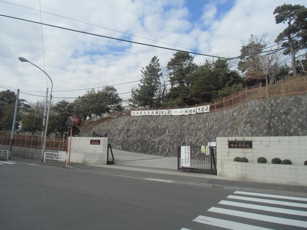 high school ・ College. 904m to Yokohama City Minami High School