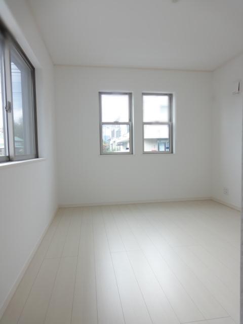 Living. Example of construction