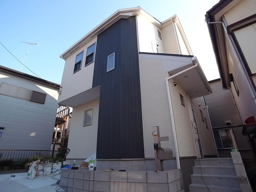 Local appearance photo. The building was completed! Local (12 May 2013) Shooting