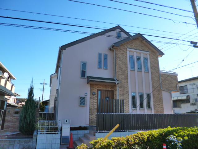 Local appearance photo. Local (11 May 2013) Shooting