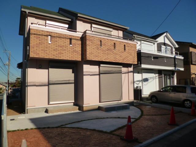 Local appearance photo. Local (11 May 2013) Shooting