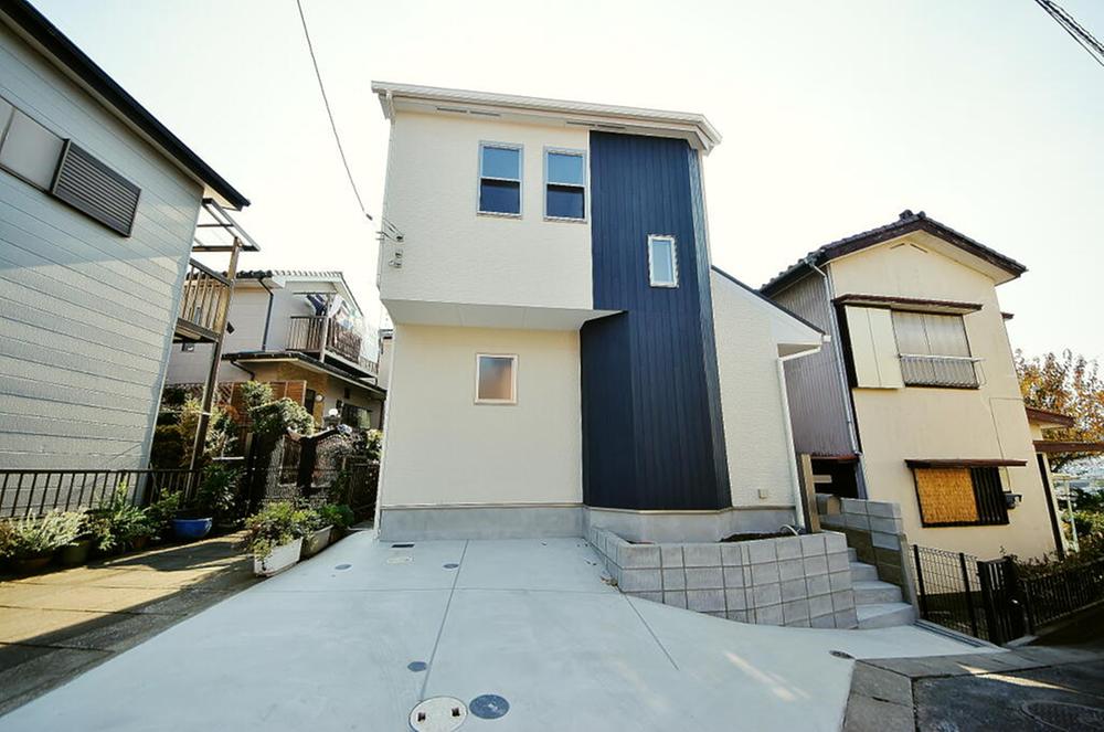 Local appearance photo