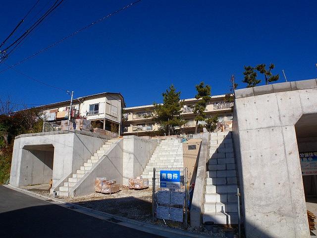 Local appearance photo. Local (12 May 2013) Shooting