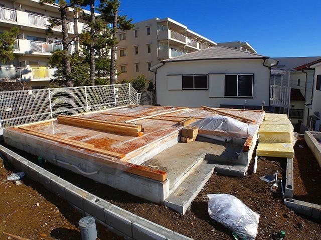 Local appearance photo. Local (12 May 2013) Shooting