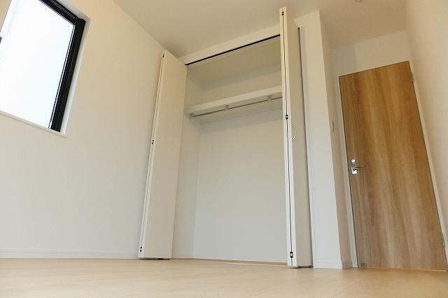 Receipt. First floor 5.25 Pledge east side room (December 20, 2013) Shooting