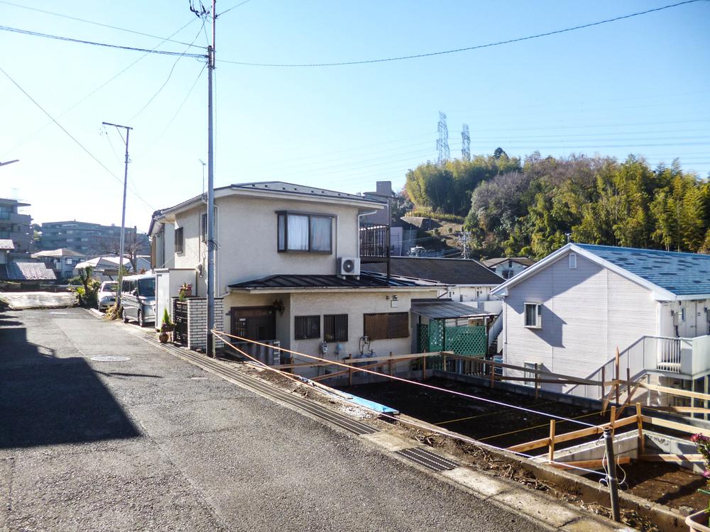 Local appearance photo. Local (12 May 2013) Shooting