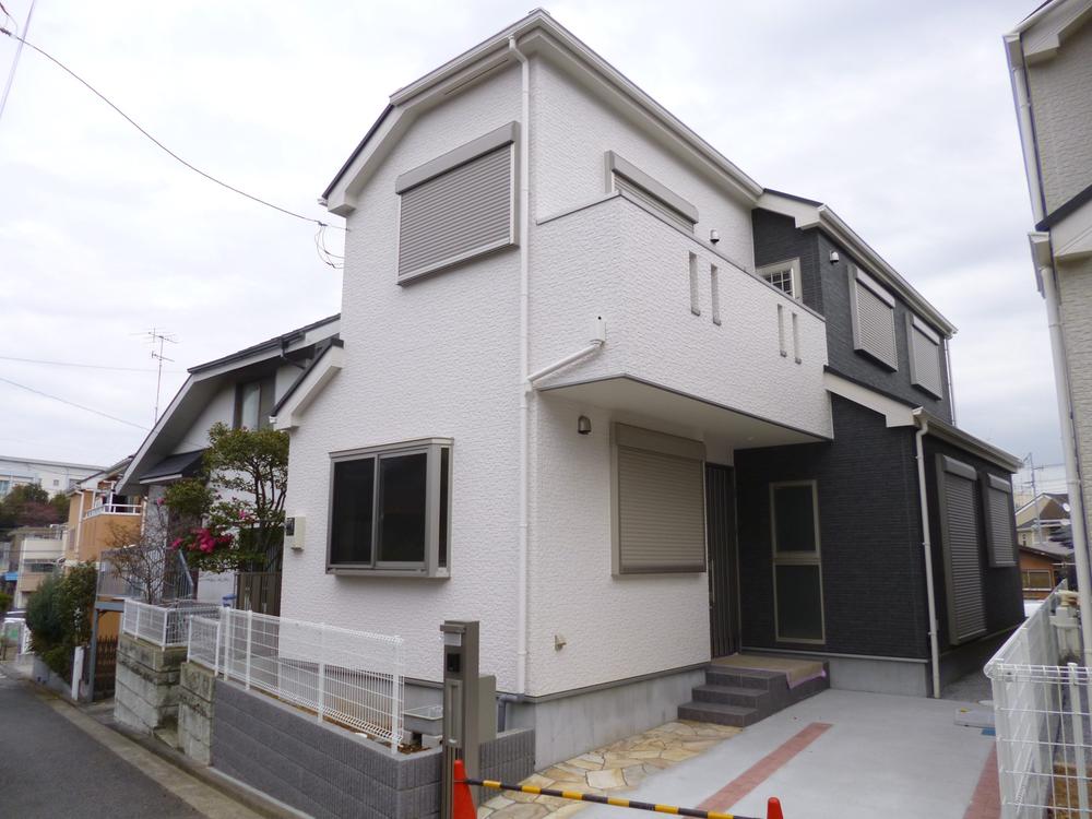 Local appearance photo. A Building appearance