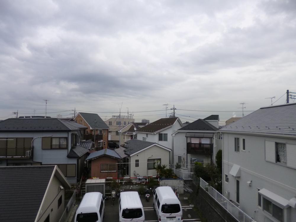 View photos from the dwelling unit. A Building View from the second floor Western-style