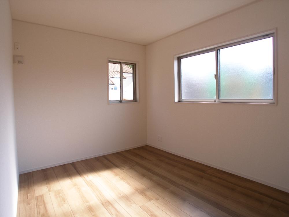 Non-living room. Room (August 2013) Shooting