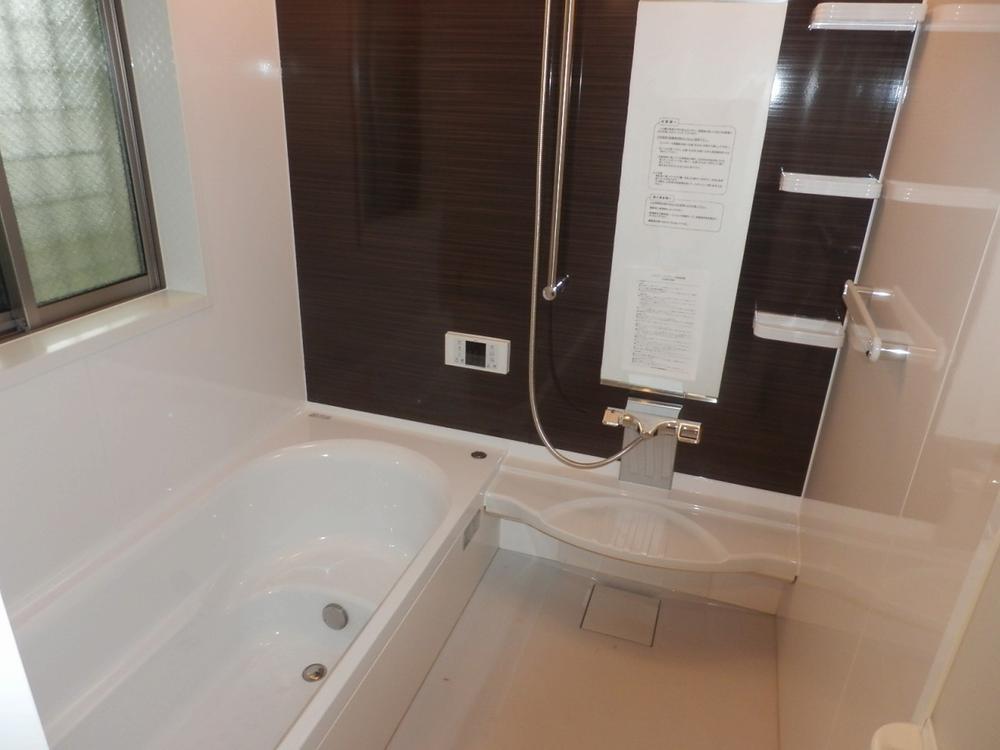 Bathroom. Indoor (December 8, 2013) Shooting 9 Building bathroom