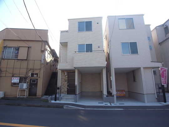 Local appearance photo