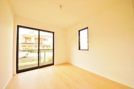 Non-living room. Indoor (12 May 2013) Shooting, The first floor of the Western-style is also a good hit yang. 