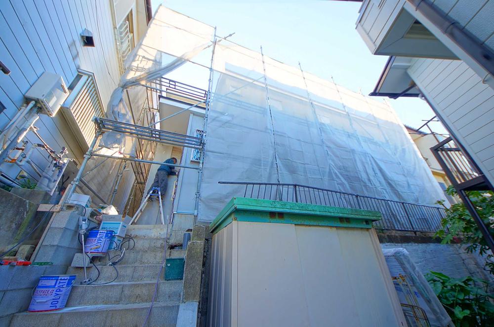 Other local. Local (12 May 2013) Shooting, We look forward to the completion of the building.