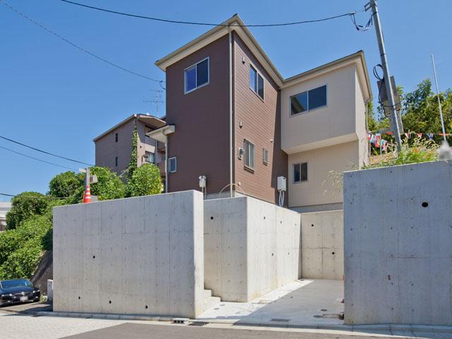 Local appearance photo. Local (August 2013) Shooting 1 Building