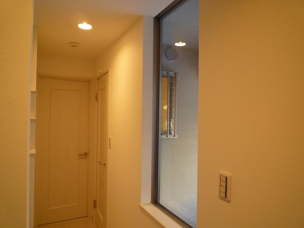 Other introspection. Fine interior and, This residence is surrounded by large windows.