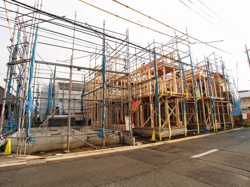 Local appearance photo. Local (11 May 2013) Shooting