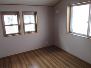 Non-living room. Indoor (20 years) Shooting