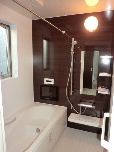 Bathroom. Indoor (11 May 2013) Shooting