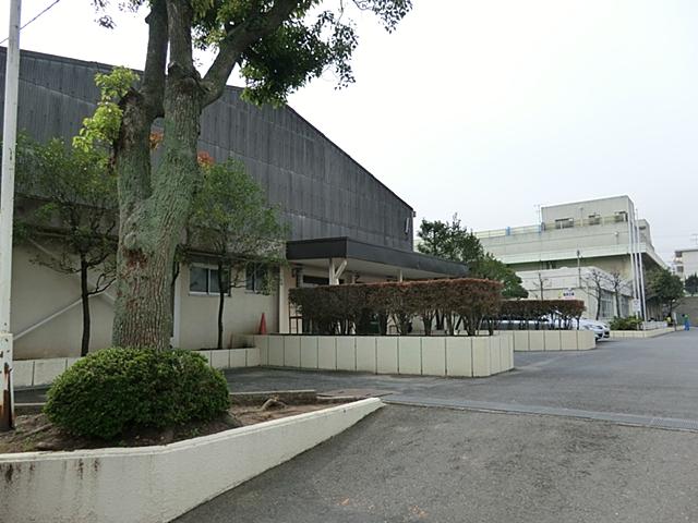 Junior high school. 250m to Yokohama Municipal Fujinoki junior high school