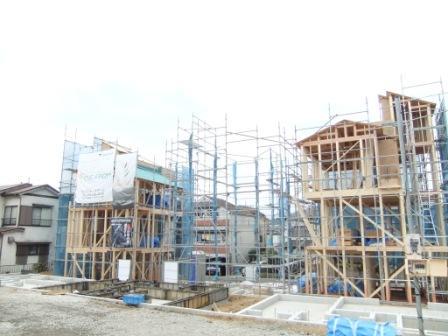 Local appearance photo. Local (12 May 2013) Shooting