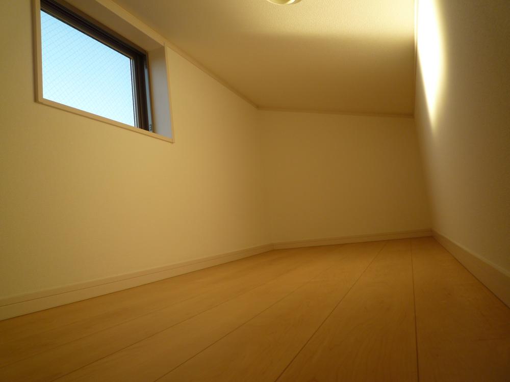 Receipt. Attic housed in is very spacious! 