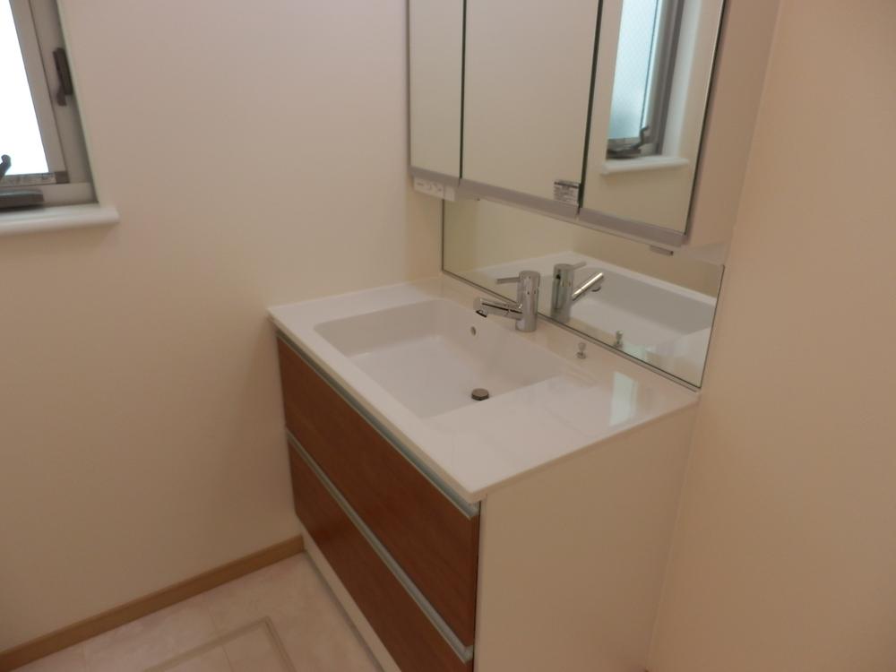 Same specifications photos (Other introspection). (The company specification example)