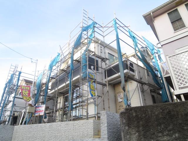 Local appearance photo. Local (12 May 2013) Shooting