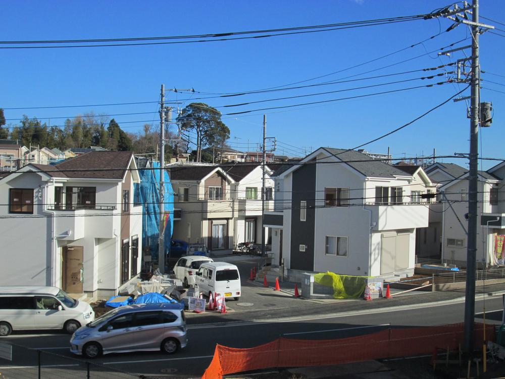 Local appearance photo. Local (12 May 2013) Shooting