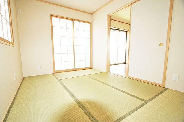 Same specifications photos (Other introspection). ( Building) same specification