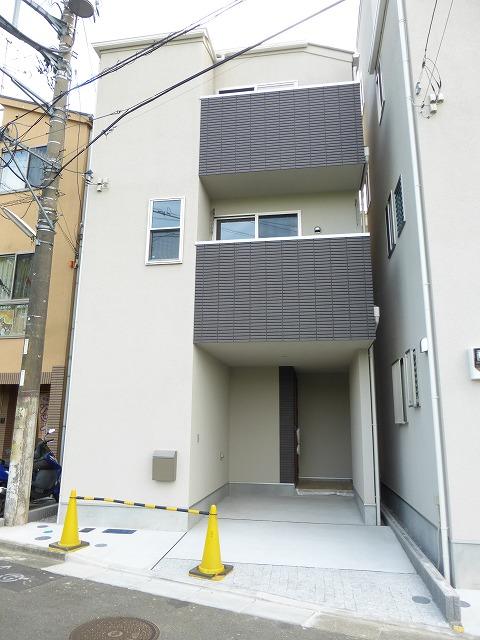 Local appearance photo. Building 2 Local (October 3, 2013) Shooting