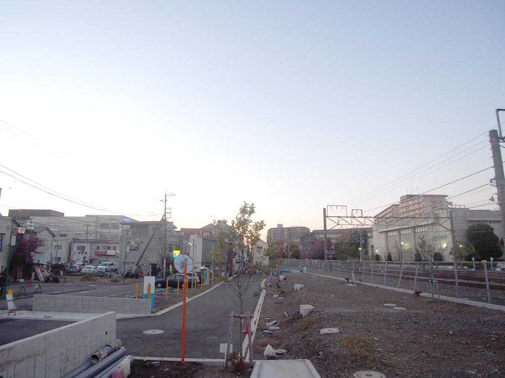 Local appearance photo. Local (12 May 2013) Shooting