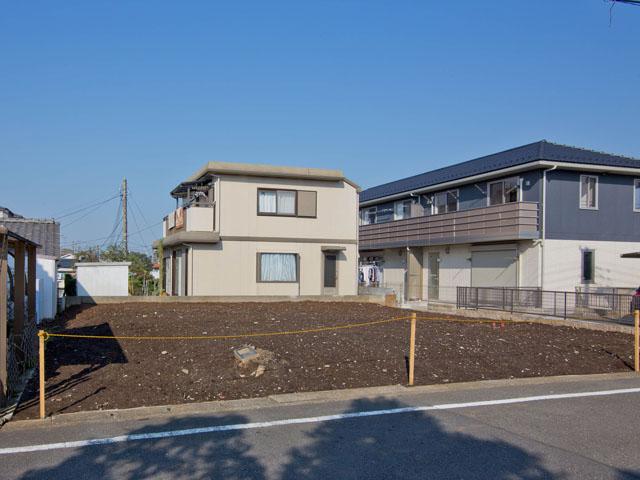 Local appearance photo. Local (10 May 2013) Shooting