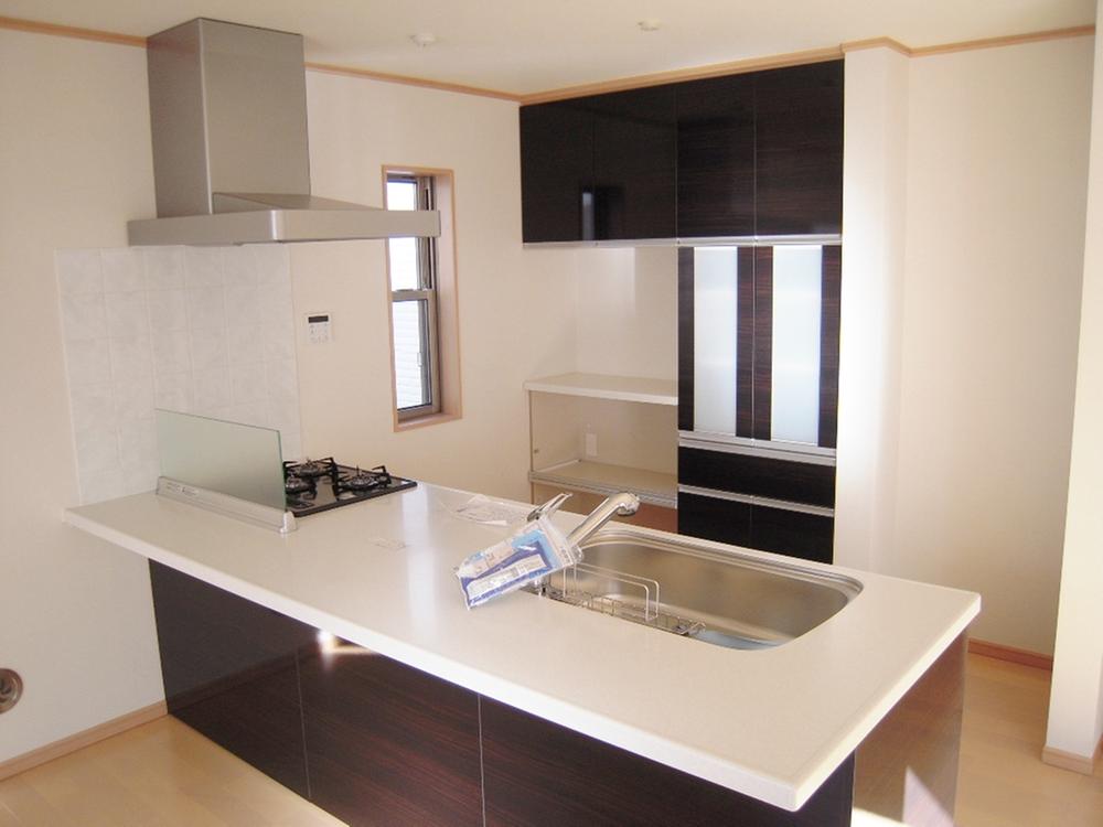 Kitchen. It is also installed already cupboard in the kitchen