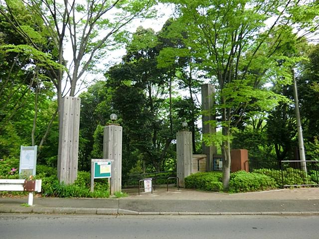 park. 800m until Miho rosary hill park