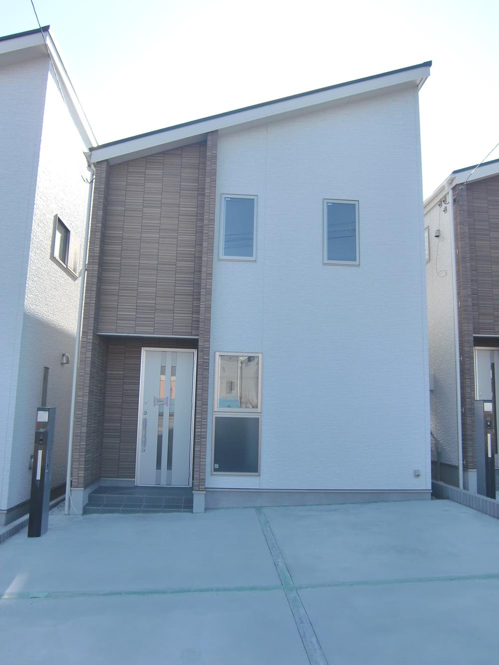 Local appearance photo. Local (09 May 2013) Shooting, Building 3