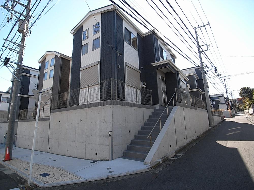 Local appearance photo. A feeling of opening in the corner lot, Day is good. Local (11 May 2013) Shooting