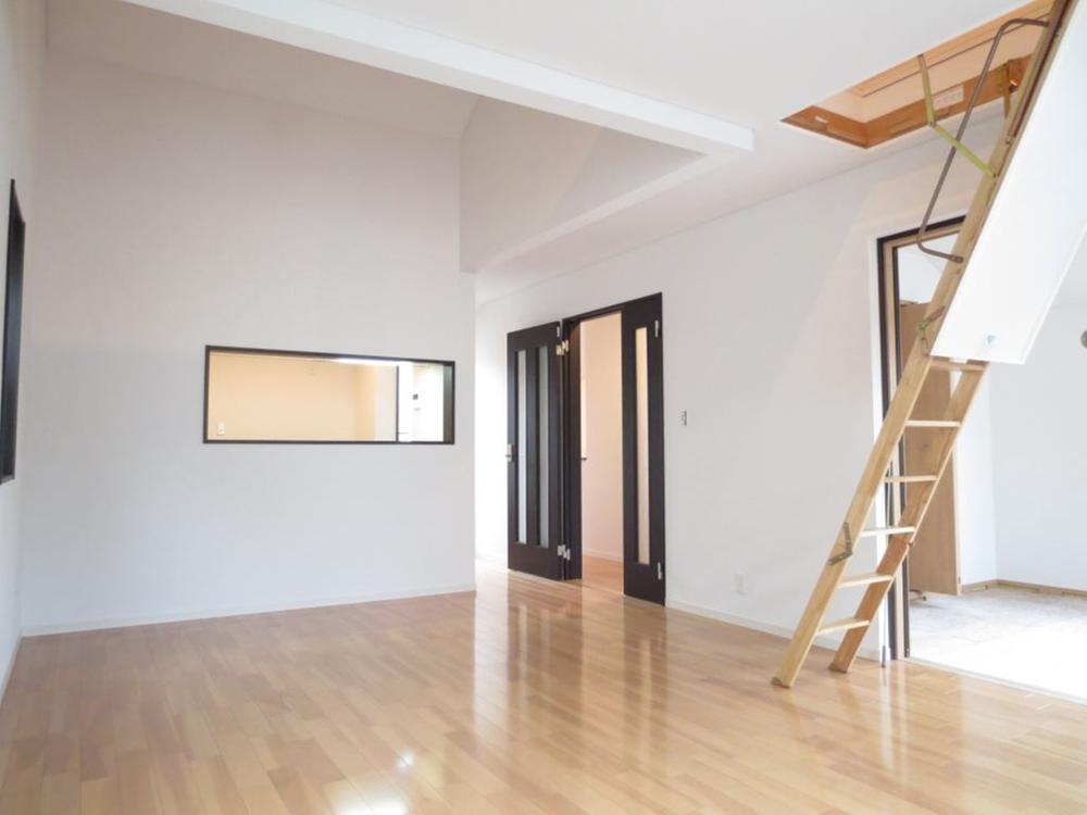 Kitchen. 5 Building LDK17.5 Pledge