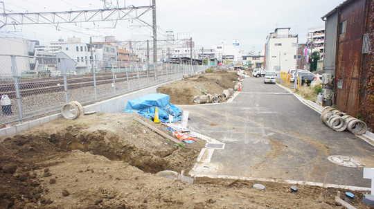 Local photos, including front road. Frontal road