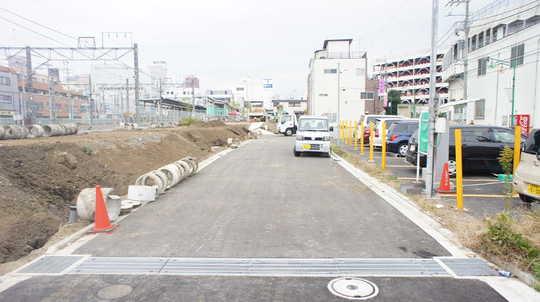 Local photos, including front road. Frontal road
