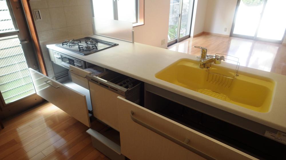 Kitchen. Indoor (September 2013) Shooting