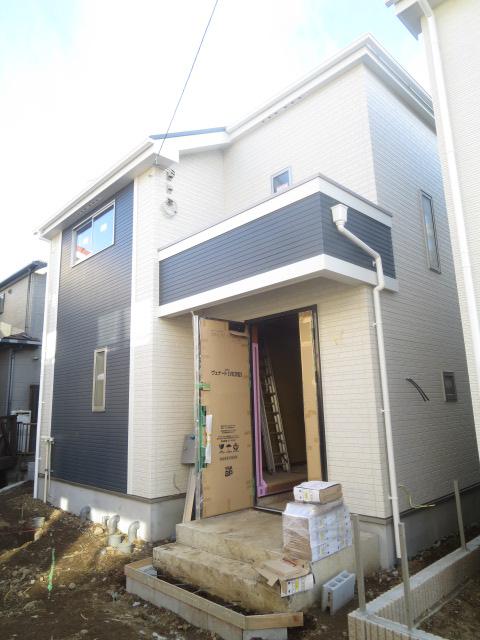 Local appearance photo.  [M Building] Local (12 May 2013) Shooting