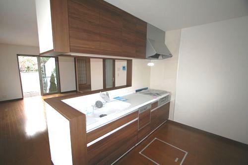 Same specifications photo (kitchen). Same specifications