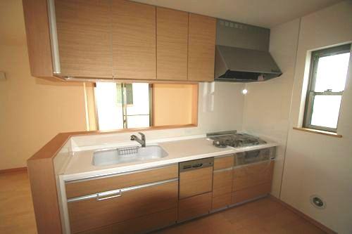 Same specifications photo (kitchen). Same specifications