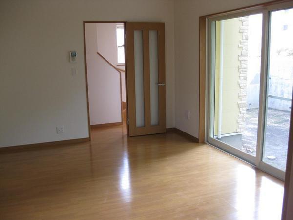 Living. Indoor (10 May 2011) Shooting